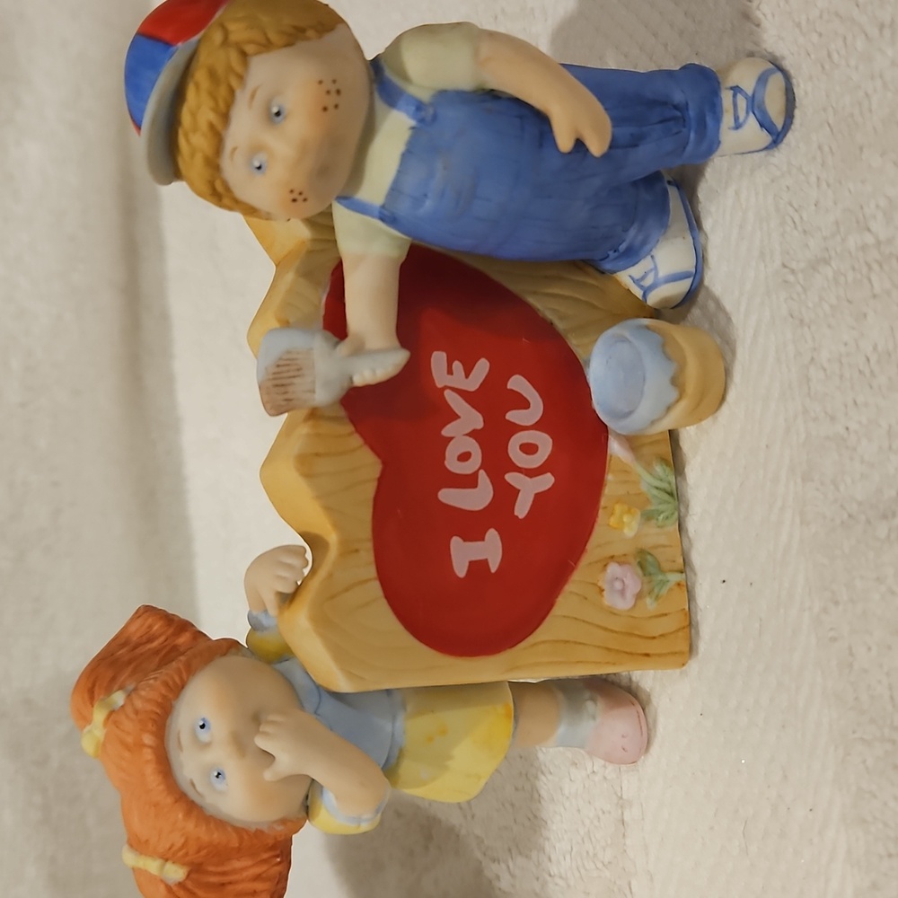 CABBAGE PATCH KIDS FIGURE